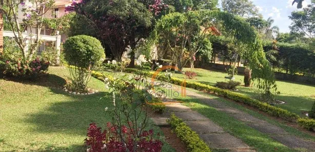 Fazenda / Sítio / Chácara com 3 Quartos à venda, 250m² no Condomínio Portal das Hortências, Atibaia