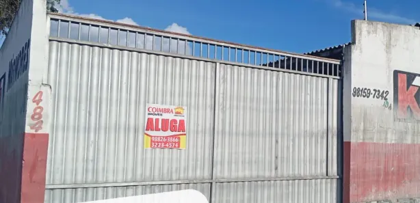 Galpão / Depósito / Armazém para alugar, 200m² no São João, Feira de Santana