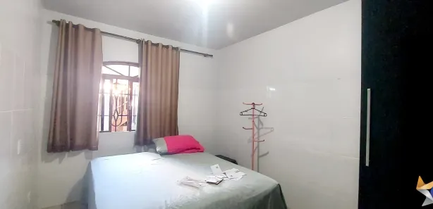 Sobrado com 5 Quartos à venda, 250m² no Taguatinga Norte, Brasília
