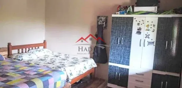 Fazenda / Sítio / Chácara com 3 Quartos à venda, 200m² no Chácara das Cascatas, Francisco Morato