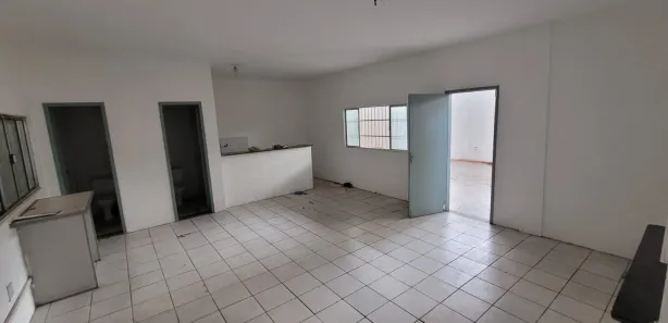 Galpão / Depósito / Armazém para alugar, 1000m² no Portão, Lauro de Freitas