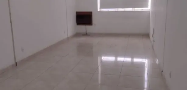 Conjunto Comercial / Sala à venda, 42m² no Centro, Juiz de Fora