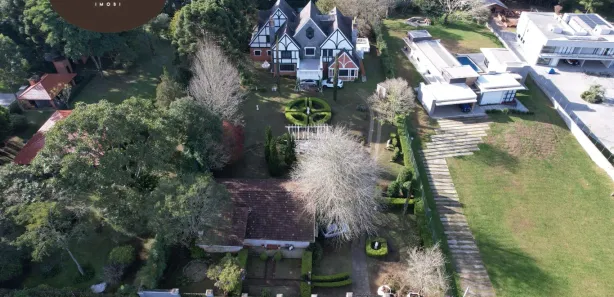 Casa de Condomínio com 4 Quartos à venda, 805m² no Menino Deus, Quatro Barras