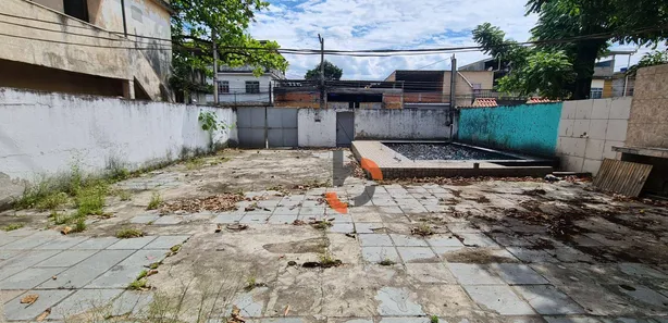 Terreno / Lote / Condomínio à venda, 360m² no Santo Elias, Mesquita