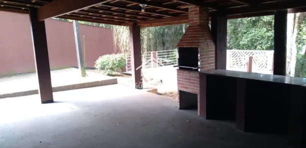 Casa de Condomínio com 2 Quartos para venda ou aluguel, 250m² no Caraguatá, Mairiporã