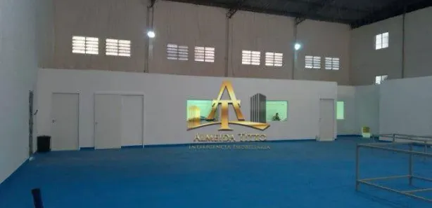 Galpão / Depósito / Armazém à venda, 750m² no Chácara do Solar I (Fazendinha), Santana de Parnaíba