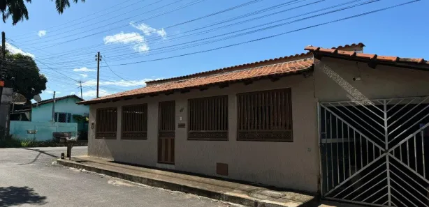 Casa com 3 Quartos à venda, 154m² no Setor Imperatriz, Formosa