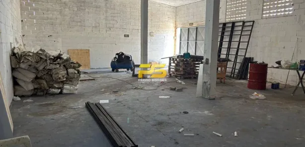 Galpão / Depósito / Armazém à venda, 439m² no Portal do Poço, Cabedelo