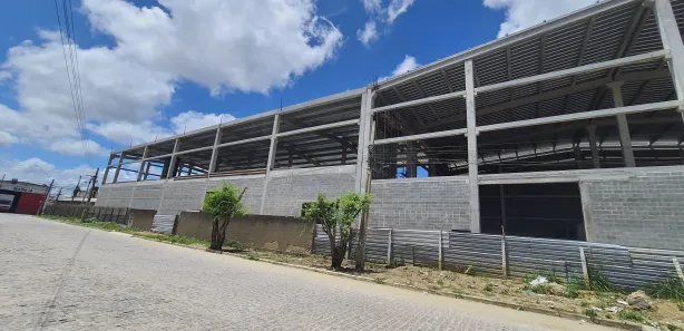 Galpão / Depósito / Armazém para alugar, 630m² no Tambor, Campina Grande