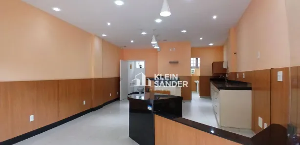Loja / Salão / Ponto Comercial à venda, 68m² no Centro, Nova Friburgo