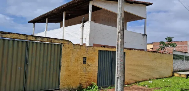 Sobrado com 4 Quartos para venda ou aluguel, 130m² no , Nísia Floresta