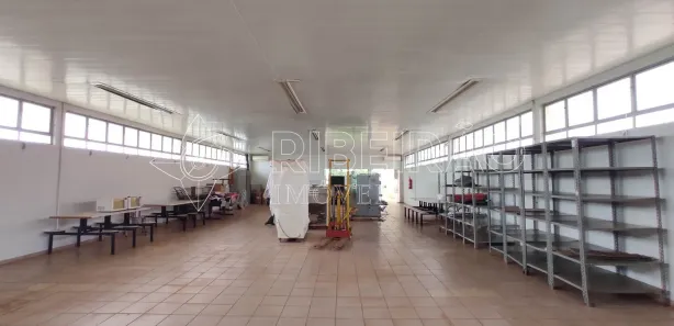 Loja / Salão / Ponto Comercial para alugar, 400m² no , Cravinhos