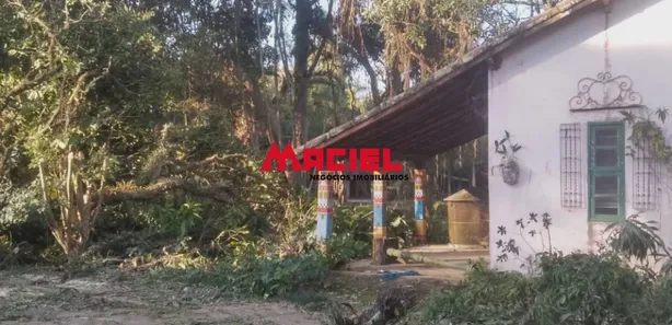 Fazenda / Sítio / Chácara com 2 Quartos à venda, 150m² no Chácara Marambaia, Caçapava