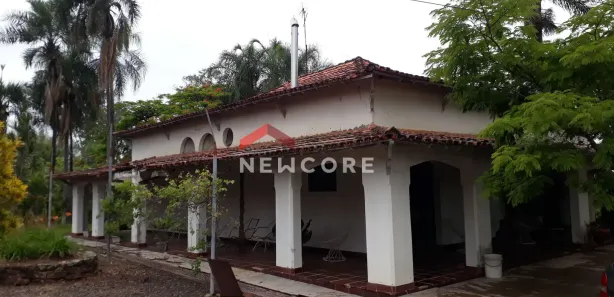 Fazenda / Sítio / Chácara com 2 Quartos à venda, 300m² no Estância Lago Azul (Ártemis), Piracicaba