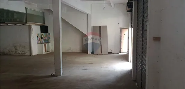 Loja / Salão / Ponto Comercial para alugar, 170m² no Bingen, Petrópolis