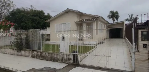Casa com 3 Quartos para alugar, 78m² no Próspera, Criciúma