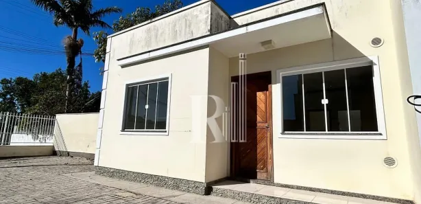 Casa com 2 Quartos para alugar, 55m² no XV de Novembro, Tijucas