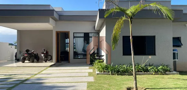 Fazenda / Sítio / Chácara com 4 Quartos à venda, 300m² no , Igaratá