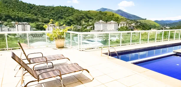 Casa com 4 Quartos para alugar, 90m² no Bonsucesso, Petrópolis