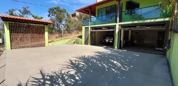 Fazenda / Sítio / Chácara com 4 Quartos à venda, 1000m² no Jaboticatubas, Jaboticatubas