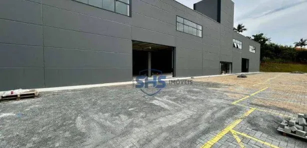 Galpão / Depósito / Armazém para alugar, 299m² no Do Salto, Blumenau