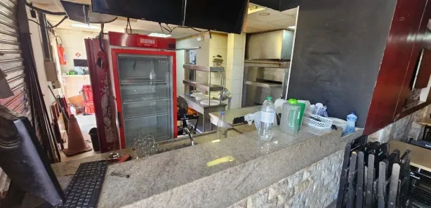 Loja / Salão / Ponto Comercial para alugar, 150m² no Centro, Mesquita