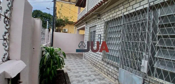 Casa com 2 Quartos para alugar, 84m² no Centro, Nova Iguaçu