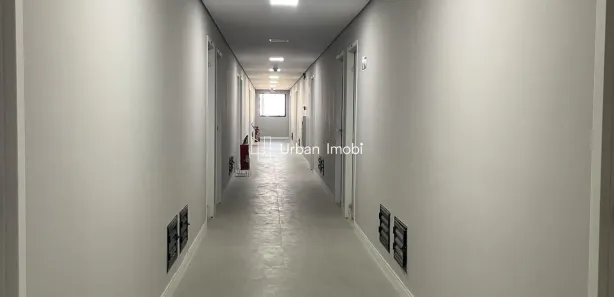 Conjunto Comercial / Sala com 1 Quarto para alugar, 35m² no Ano Bom, Barra Mansa