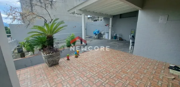 Casa com 6 Quartos à venda, 400m² no Parque Lafaiete, Duque de Caxias
