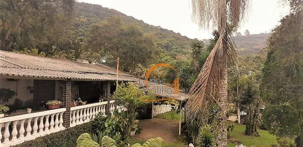 Fazenda / Sítio / Chácara com 4 Quartos à venda, 300m² no Cachoeirinha, Bom Jesus dos Perdões