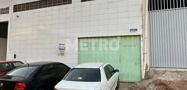 Galpão / Depósito / Armazém com 1 Quarto à venda, 680m² no Jardim Maravilha, Petrolina
