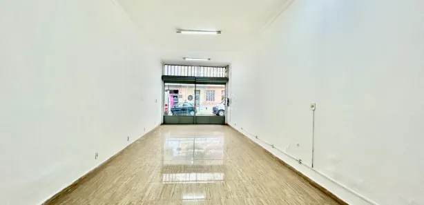 Loja / Salão / Ponto Comercial à venda, 48m² no Centro, Juiz de Fora