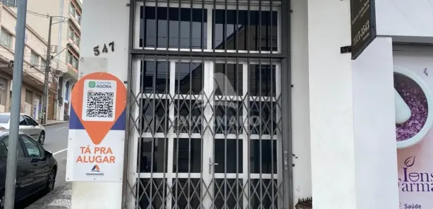 Conjunto Comercial / Sala para alugar, 46m² no Centro, Irati