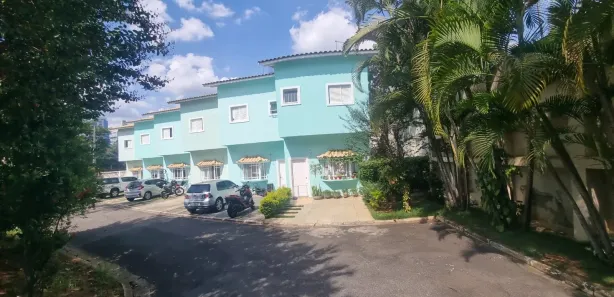 Casa de Condomínio com 3 Quartos para alugar, 113m² no Jardim Tupanci, Barueri
