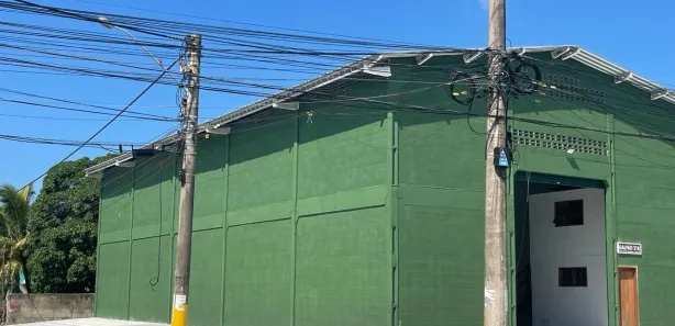 Galpão / Depósito / Armazém para alugar, 300m² no Fluminense, São Pedro da Aldeia