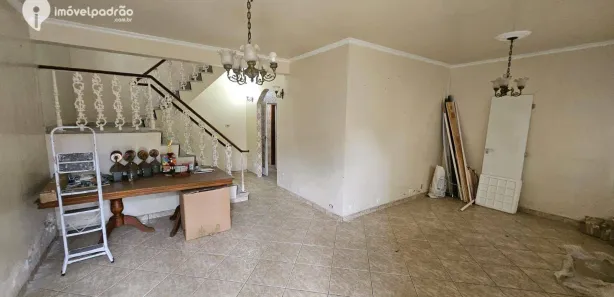 Casa com 4 Quartos para venda ou aluguel, 400m² no Centro, Nilópolis
