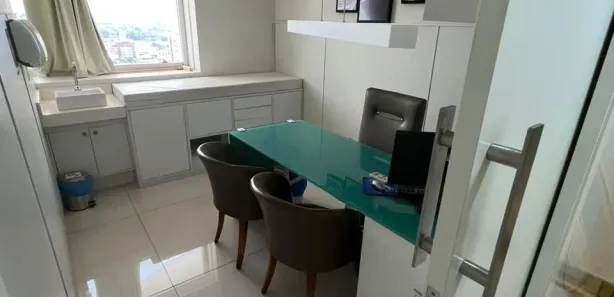 Conjunto Comercial / Sala para alugar, 267m² no Nossa Senhora das Graças, Manaus
