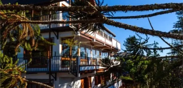 Loja / Salão / Ponto Comercial com 15 Quartos à venda, 1500m² no Vila Inglesa, Campos do Jordão
