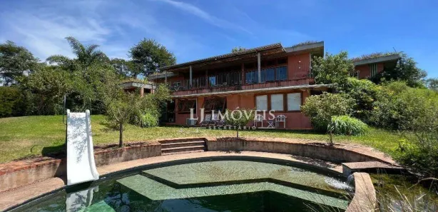 Fazenda / Sítio / Chácara com 5 Quartos à venda, 550m² no Pedro do Rio, Petrópolis