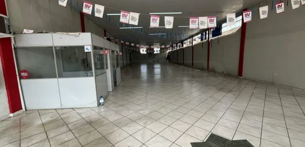 Loja / Salão / Ponto Comercial para alugar, 1071m² no Centro, Rio das Pedras