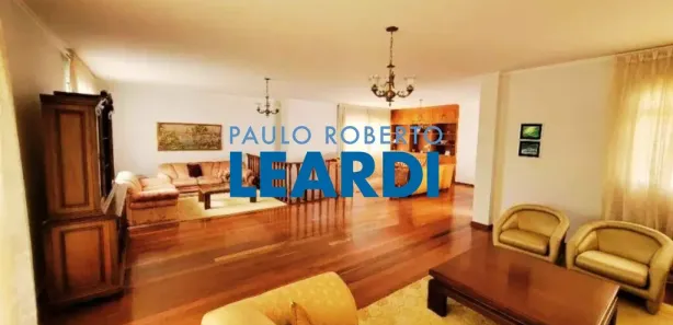 Sobrado com 5 Quartos à venda, 314m² no Jardim dos Estados, Poços de Caldas
