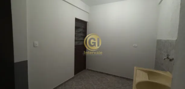 Sobrado com 2 Quartos à venda, 160m² no Parque Santo Antônio, Jacareí