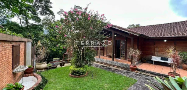 Casa de Condomínio com 3 Quartos à venda, 200m² no Caneca Fina, Guapimirim