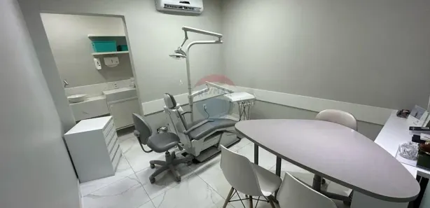 Loja / Salão / Ponto Comercial à venda, 13m² no Tirol, Natal