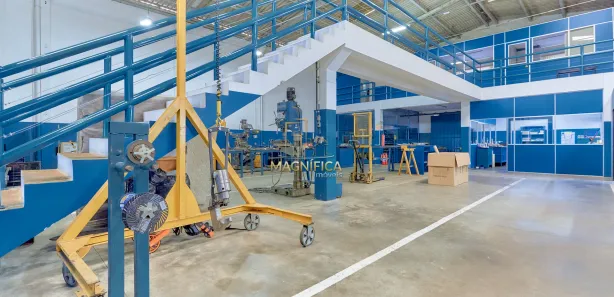 Galpão / Depósito / Armazém com 1 Quarto à venda, 725m² no Iná, São José dos Pinhais