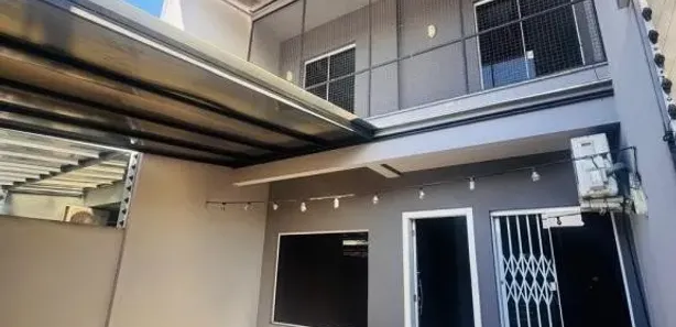 Sobrado com 2 Quartos à venda, 81m² no Anita Garibaldi, Joinville