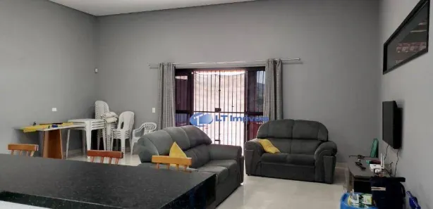 Fazenda / Sítio / Chácara com 4 Quartos à venda, 380m² no Rio Abaixo, Jacareí