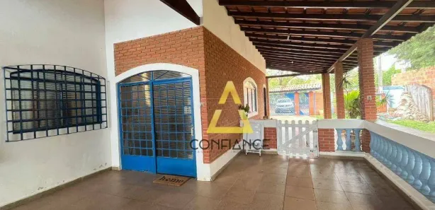Fazenda / Sítio / Chácara com 3 Quartos à venda, 270m² no Núcleo Urbano Parque Ana Helena, Jaguariúna