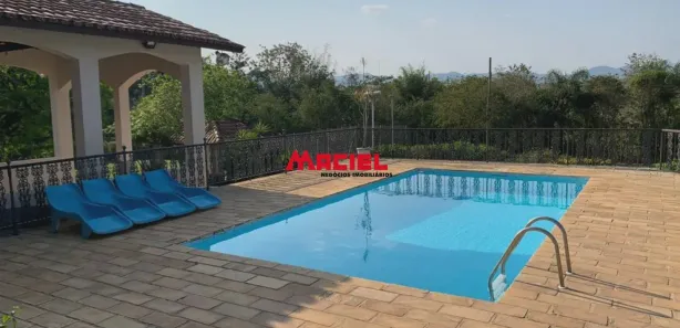 Fazenda / Sítio / Chácara com 4 Quartos à venda, 300m² no Chácara Marambaia, Caçapava