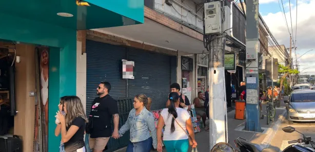 Loja / Salão / Ponto Comercial para alugar, 120m² no Centro, Itaguaí